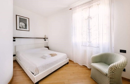 Olgiate Comasco Villa | Villa Rosalia casa de vacaciones