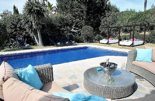 Urbanizacion el Rosario Villa | Villa 'Rosario' with Mountain View, Wi-Fi and Air Conditioning