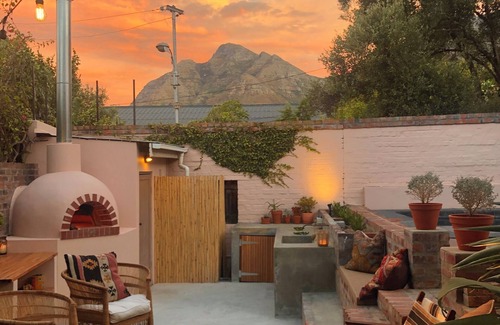 Cape Town City Centre Villa | Villa Rose - Turn-of-the-century cottage in the heart of Cape Town