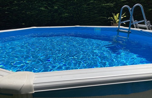 Mijares Chalet De Esquí | Chalet con jardin ,piscina privada y BBQ -Centro de Cantabria ideal familias