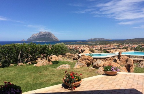 Porto San Paolo Casa | Villa Salamandra is a Luxury Villa Rentals in Sardinia