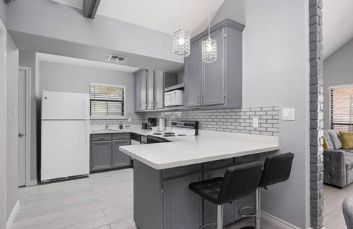 Brownsville Condominio | Villa San Andres - Pool, Hot Tub, Gym, & Golf