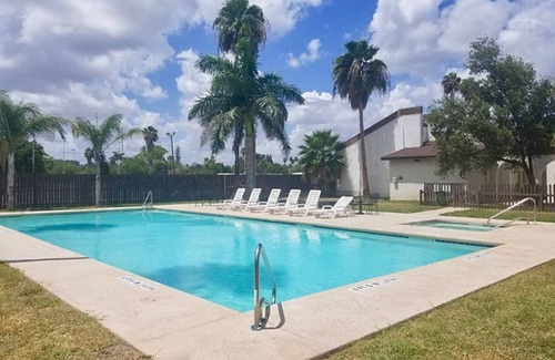 Brownsville Condominio | Villa San Basilio 3 Loft-Pool, Hot Tub, Gym & Golf