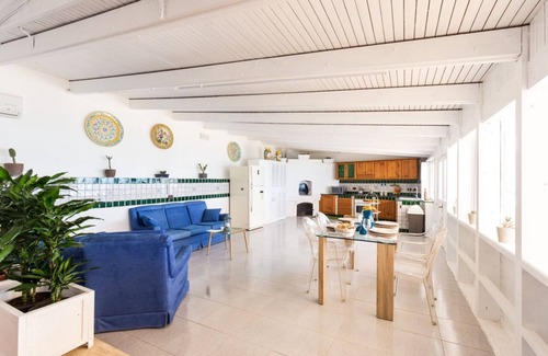 Cinisi Villa | "Villa San Giorgio - Villas en alquiler en Cinisi, Sicilia, Italia"