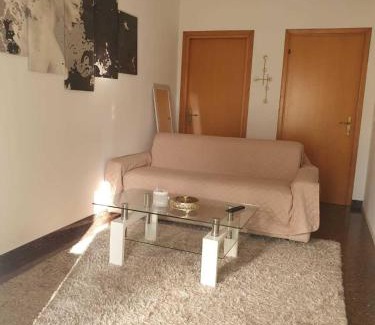 Sandra Apartamento | Villa Santa Maria - Giardino privato - vista fiume