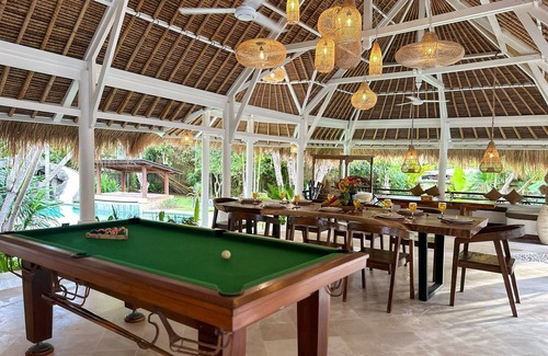 Umalas Villa | # D12 5min Seminyak 10min Beach villa