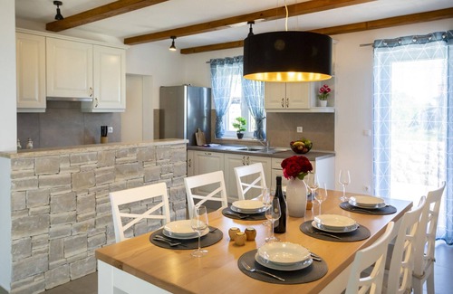 Milohnici Cabina | Villa Sara- Holidays must be simply perfect!