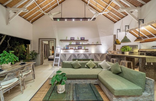 Petitenget Villa | Diseño moderno de Villa Sarong 1 en una ubicación privilegiada cerca de Potato Head