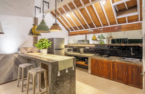 Petitenget Villa | Diseño moderno de Villa Sarong 1 en una ubicación privilegiada cerca de Potato Head