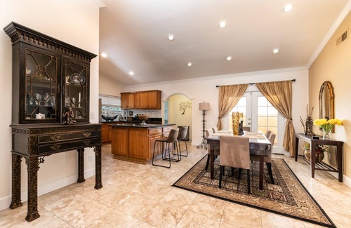 Woodland Hills Casa | Villa Sausalito - Newly Designed 4BR House w/ POOL by Topanga