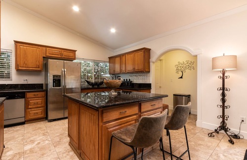 Woodland Hills Casa | Villa Sausalito - Newly Designed 4BR House w/ POOL by Topanga