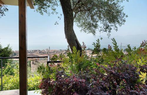 Torri del Benaco Villa | Villa Savi Lake View and Pool
