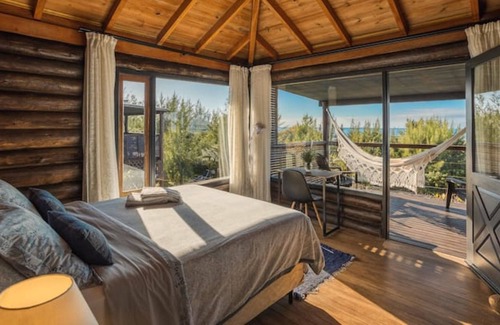 Barra de Ibiraquera Villa | Vrbo Property