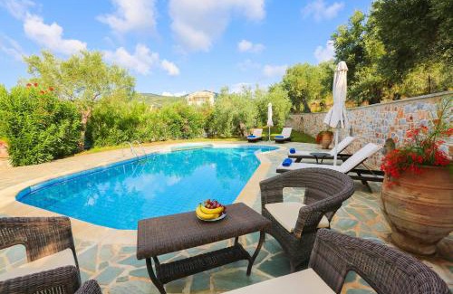Skiathos Villa | Villa Selini at Sunset Villas