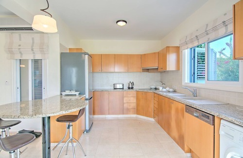 Latchi Cabaña | Villa Serendipity - a villa that sleeps 6 guests in 3 bedrooms
