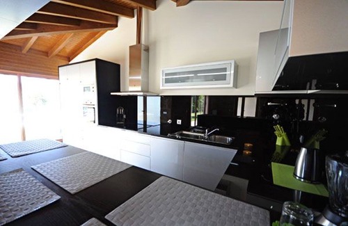 Aborim Villa | Villa Serenidade | 3 Bedrooms | Tennis Court | Countryside Location | Braga | North Portugal