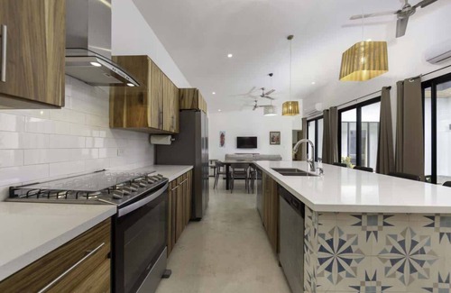 Playa Grande Casa | Villa Serenity 4 bedroom 1 min walk to the beach