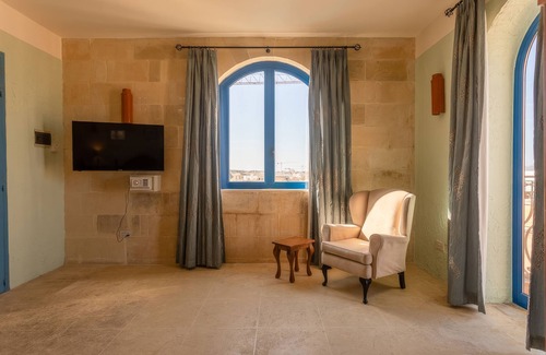 Sannat Cama Y Desayuno | Villa Serenity B&B