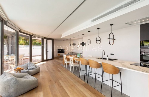 Vallpineda Villa | Impresionante villa de 4 dormitorios con piscina privada