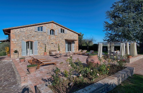 Siena Villa | Villa SIENA-4 km de Siena 10PAX AC, POOL & SPA