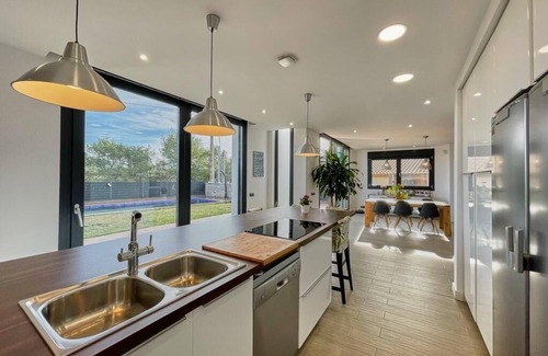 Vora-Sitges Villa | Villa Sitges con piscina