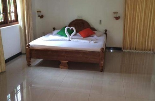 Kaluwamodara Cama Y Desayuno | Villa SK