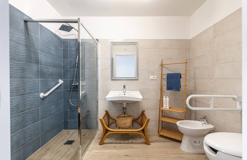 Torre Colonna-sperone Apartamento | Villa Sole by Wonderful Italy - Alicudi con Piscina