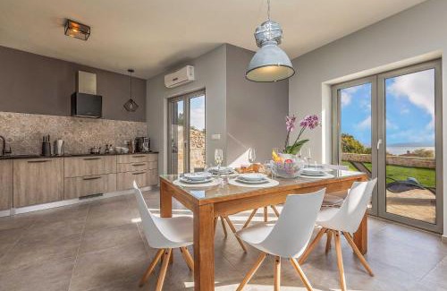 Ripenda Kosi Casa | Villa Soleil in peaceful location with a sea view