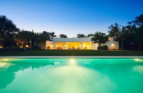 Sotogrande Villa | Villa Soto Reyes y reinas (completa del personal) www. villasotokingsandqueens. com