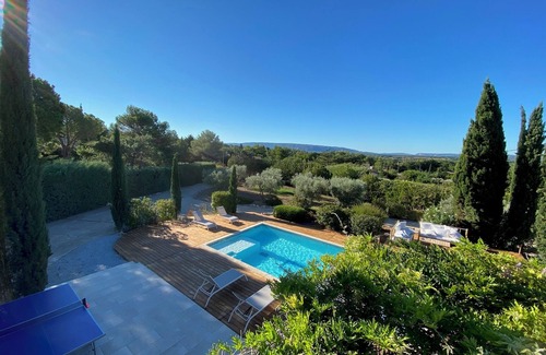 L'Isle-sur-la-Sorgue Casa | Villa Spacieuse au Calme Avec une Magnifique vue sur le Luberon et les Alpilles