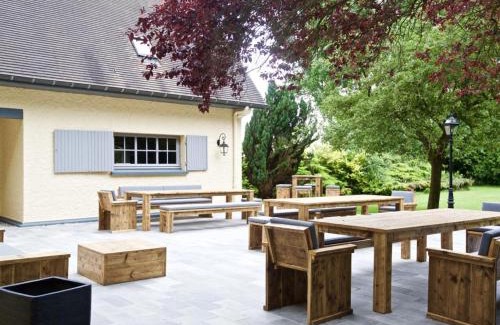 Estaires Casa | Villa spacieuse et élégante avec grand parc arboré, spa et équipements pour 14 personnes - FR-1-510-2