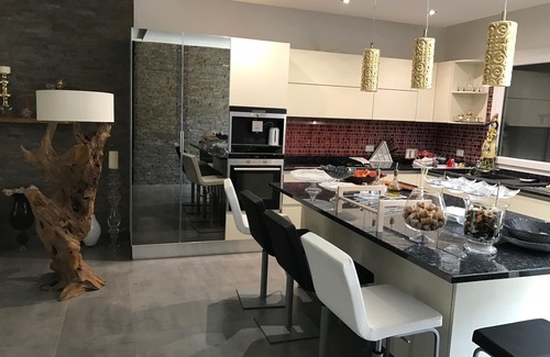 Mansue Villa | VILLA SQM 220 JARDÍN, PISCINA PRIVADA, CERCA DE PROSECCO COLLINAS UNESCO