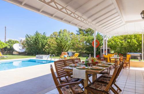 Acharavi Villa | Villa Stafili by Villa Plus