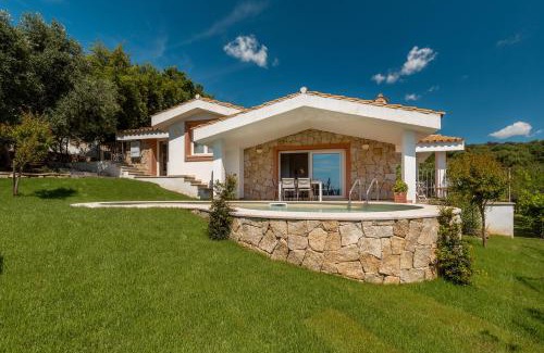 Castiadas Casa | Villa Stefanina - Vista mare e piscina privata vicina alla spiaggia di Cala Sinzias
