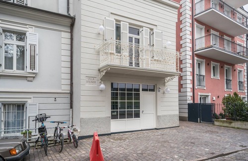 Merano Apartamento | Villa Steiner 5 - Suzuka- Estudio con balcón, aire acondicionado y wifi