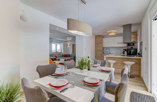 Novi Vinodolski Villa | Villa Stella Blue by Villas Guide
