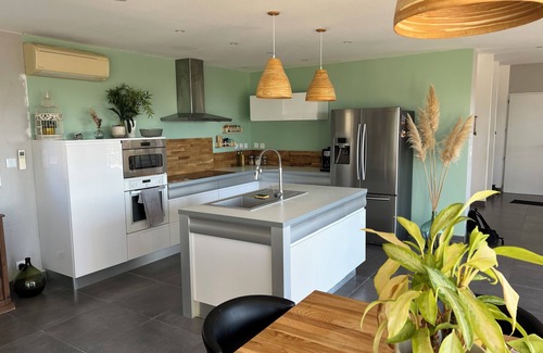 Barjac Villa | Villa contemporánea 230 m2 vista panorámica de las Cévennes