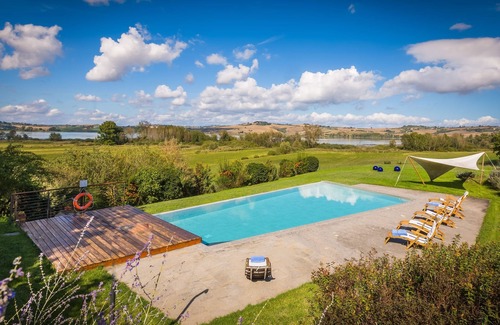 Chiusi Villa | Villa en el lago 9, con piscina rodeada de naturaleza cerca del lago Chiusi