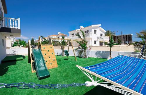Ayia Thekla Villa | Villa suncity Boutique Beachfront