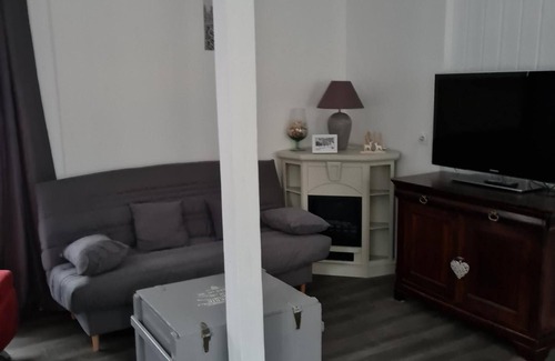 Bagneres-de-Luchon Villa | Villa Sylvie – Elegancia y Vista a la Montaña a 100m del Centro de Luchon