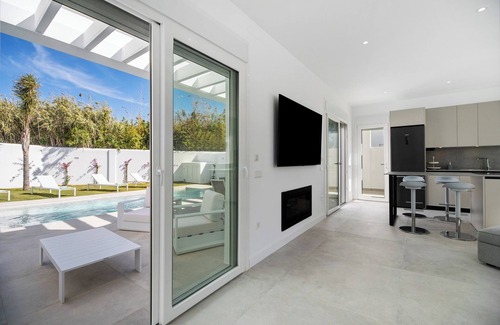 Poblado Sancti Petri Casa | Casa de vacaciones 'Villa Sancti Petri 15 B' con piscina privada, Wi-Fi y aire acondicionado