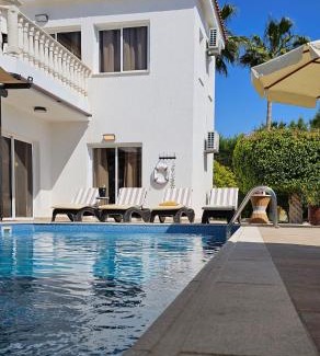 Pegeia Villa | Villa Talya