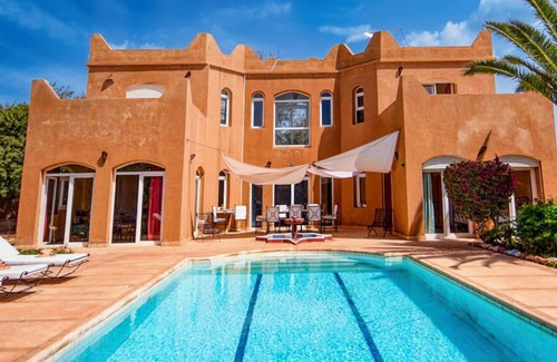 Drargua Villa | Villa-Tamait-Baño para personas con movilidad reducida-Vista a la Piscina