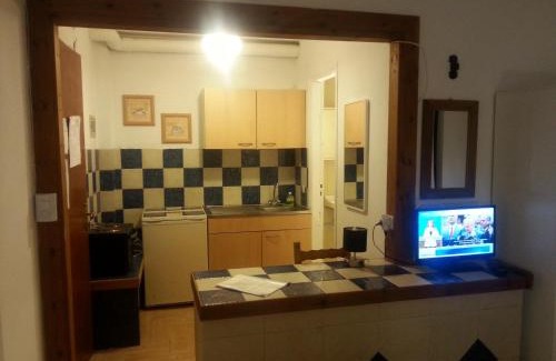 Acharavi Apartamento | Villa Tasos