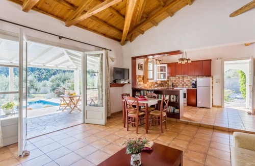 Votsi Villa | Villa Tassoula - Una Habitación Villa, Capacidad 3