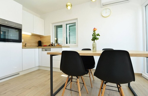 Okrug Gornji Apartamento | Villa Tećo - Apartment for up to 4 people with sea view and pool