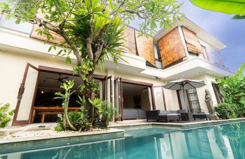Dewi Sri Villa | Villa Tepi Sungai - Luxury 6 bedroom retreat, sleeps 14