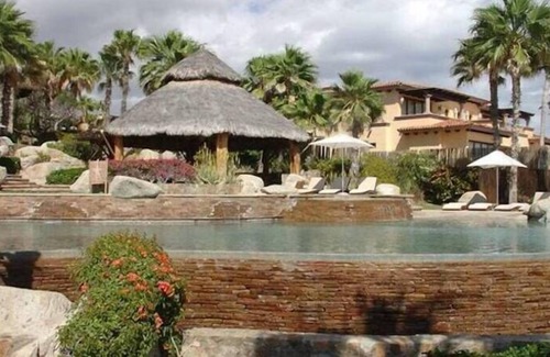 Los Cangrejos II y III Villa | Villa Tequila Gold at Punta Ballena