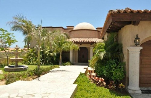 Los Cangrejos II y III Villa | Villa Tequila Gold at Punta Ballena