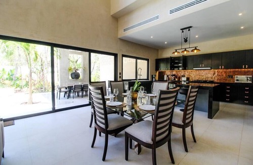 Tulum Villa | Villa Tequila - Luxury 3br Villa w/ pool, 5 min drive to beach